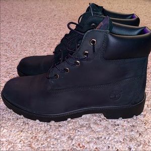 Black timberland boots
